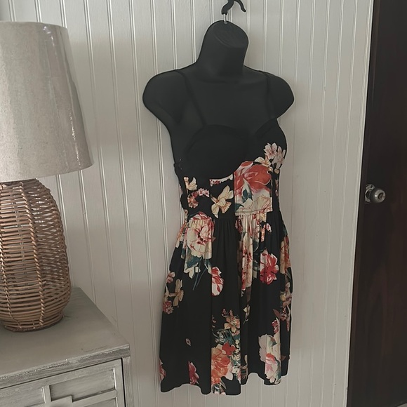 Band of Gypsies Floral Babydoll Summer Mini Dress sz M - Picture 7 of 13